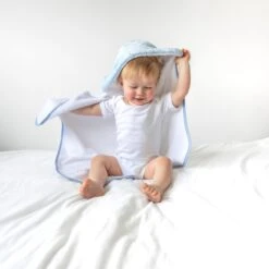 Marshmallow Hooded Towel 29 Marshmallow Hooded Towel -Little Dutch Store Fred Noah Marshmallow Hooded Towel 8