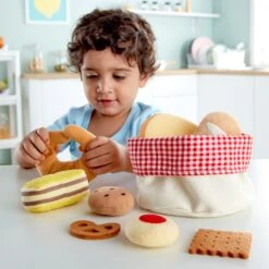 Hape Toddler Bread Basket -Little Dutch Store Hape Toddler Bread Basket 3