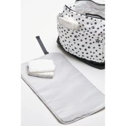 Kid's Concept Changing Bag NEO 8 Kid's Concept Changing Bag NEO -Little Dutch Store Kids Concept Kids Concept Changing bag NEO 3