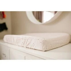 Lulujo - Changing Mat/Crib Sheet - Dragonfly -Little Dutch Store Lulujo Lulujo Changing MatCrib Sheet Dragonfly 3