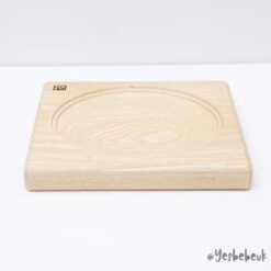 Medium Ash Wood Spinning Top Board (15cm) By Mader