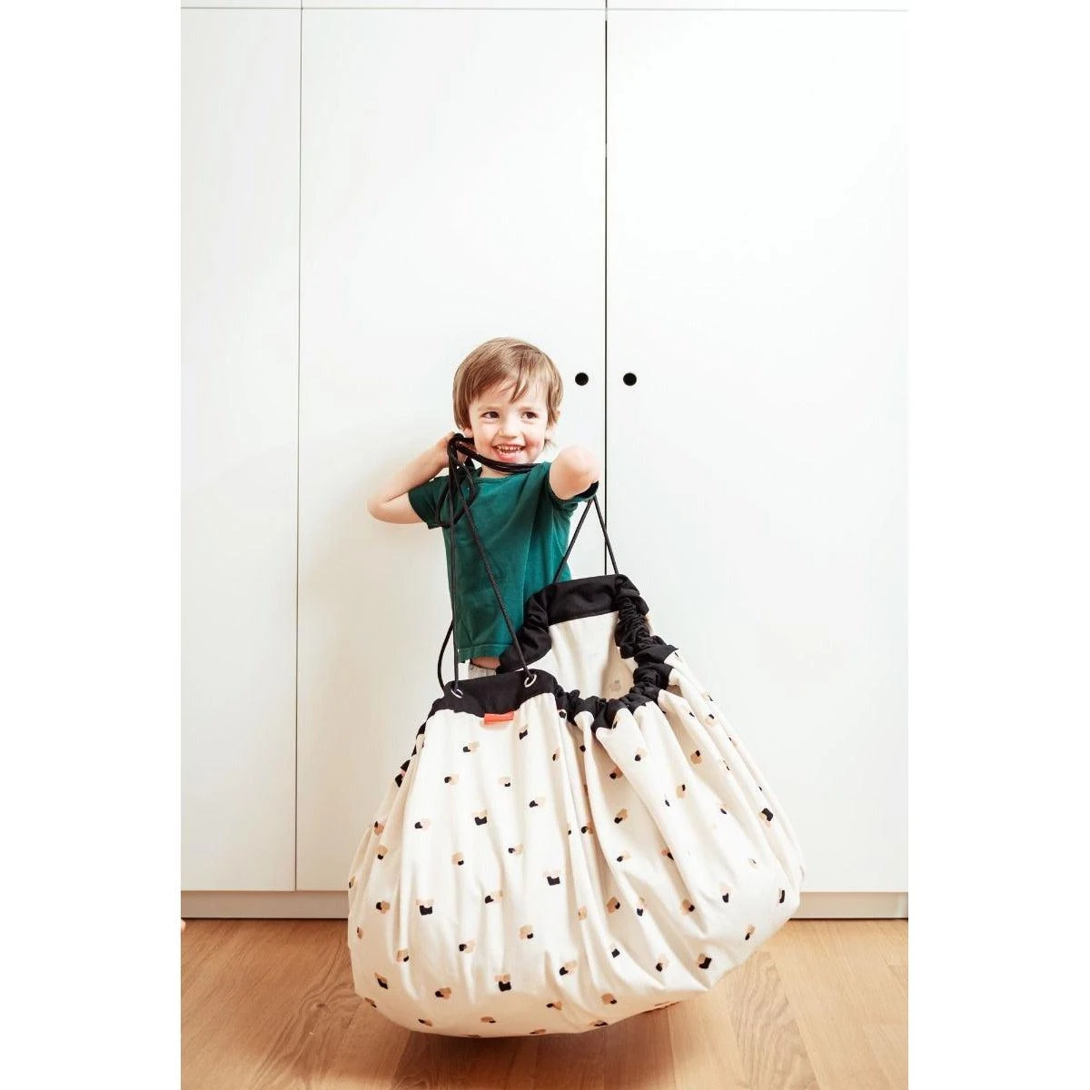 Play&Go Paint Swipes Toy Storage Bag & Play Mat 4 Play&Go Paint Swipes Toy Storage Bag & Play Mat - Image 2