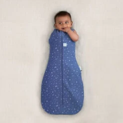 ErgoPouch - Cocoon Swaddle Bag - Night Sky - 0.2 TOG 11 ErgoPouch - Cocoon Swaddle Bag - Night Sky - 0.2 TOG -Little Dutch Store ergoPouch ErgoPouch Cocoon Swaddle Bag Night Sky 0 2 TOG 5