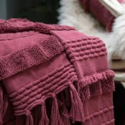 Lorena Canals Knitted Blanket Air -Little Dutch Store knitted blanket air savannah red lorenacanals 7 600x 086b81c3 3633 4e5d 9c68 202279526393